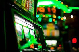 33MMK ပလက်ဖောင်း VIP အဆင့်များ Cashback Bonus မြန်မာ ကစားသမားများ ရရှိနေသောပုံ